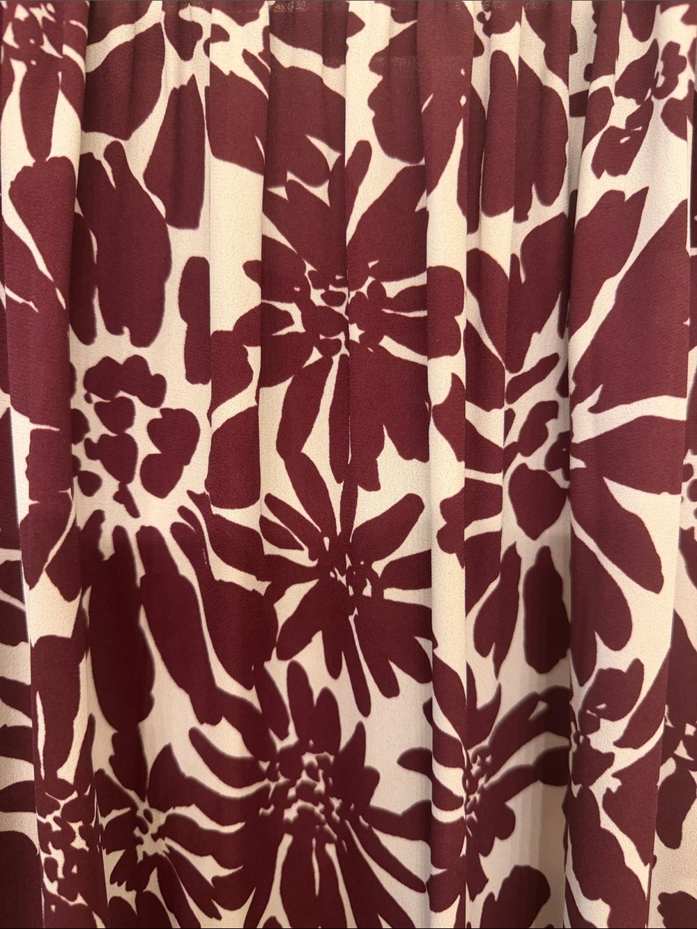 LOFT Burgundy and Cream Floral Sleeveless top camisole shell - Picture 8 of 8